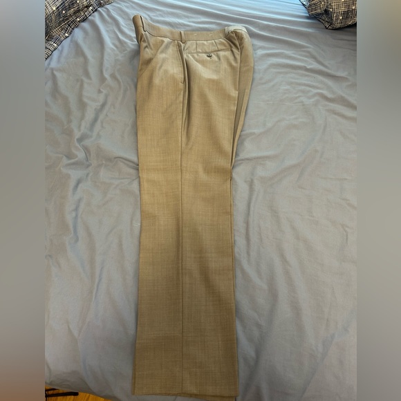 Calvin Klein Grey 2 piece suit, 40R blazer and 34W/30L pants (worn) - Picture 6 of 10